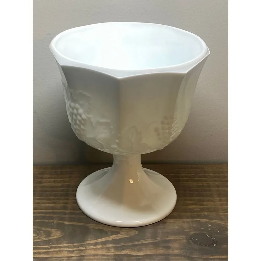 Indiana Glass Colony Harvest Grape Milk Glass Pedestal Footed Planter Compote